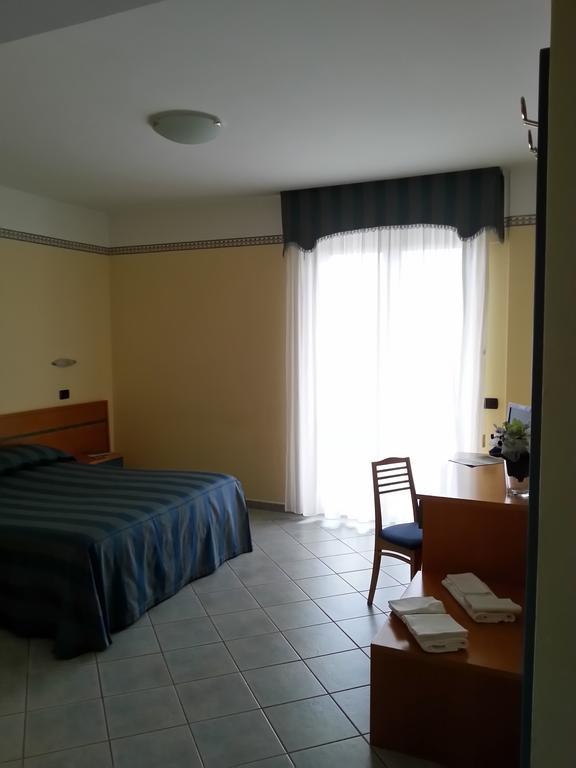 Hotel Pegaso San Giovanni Rotondo Camera foto